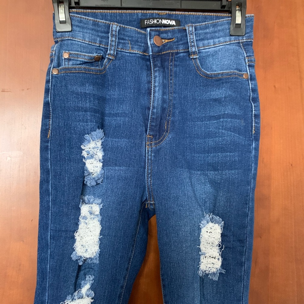 Fashion nova jeans (2 pairs)